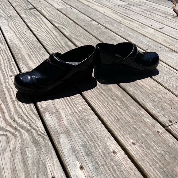 LL Bean clog - Picture 3 of 8